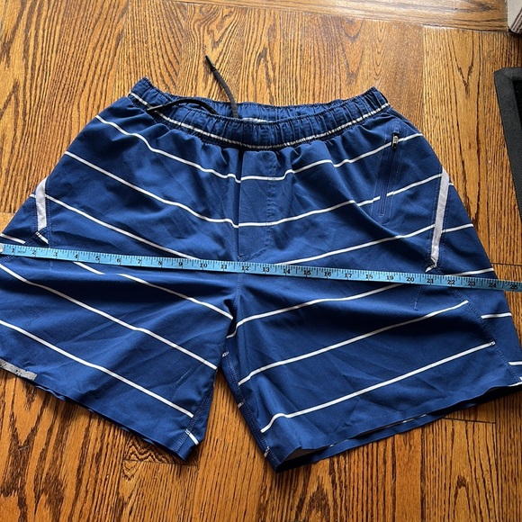 Lululemon Surge shorts, size L - Picture 9 of 12
